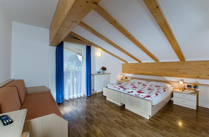 Albergo Fiordaliso Canazei Oda fotoğraf