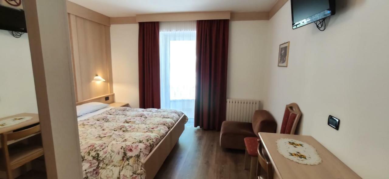 Albergo Fiordaliso Canazei Dış mekan fotoğraf